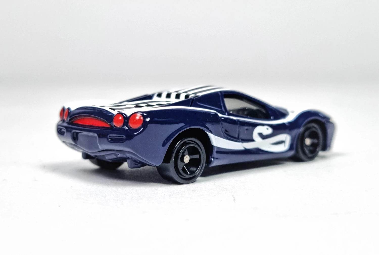 Dream Tomica Demon Slayer Tomica Vol.3 Obanai Iguro 4 Dream Tomica Demon Slayer Tomica Vol.3 Obanai Iguro - Image 4