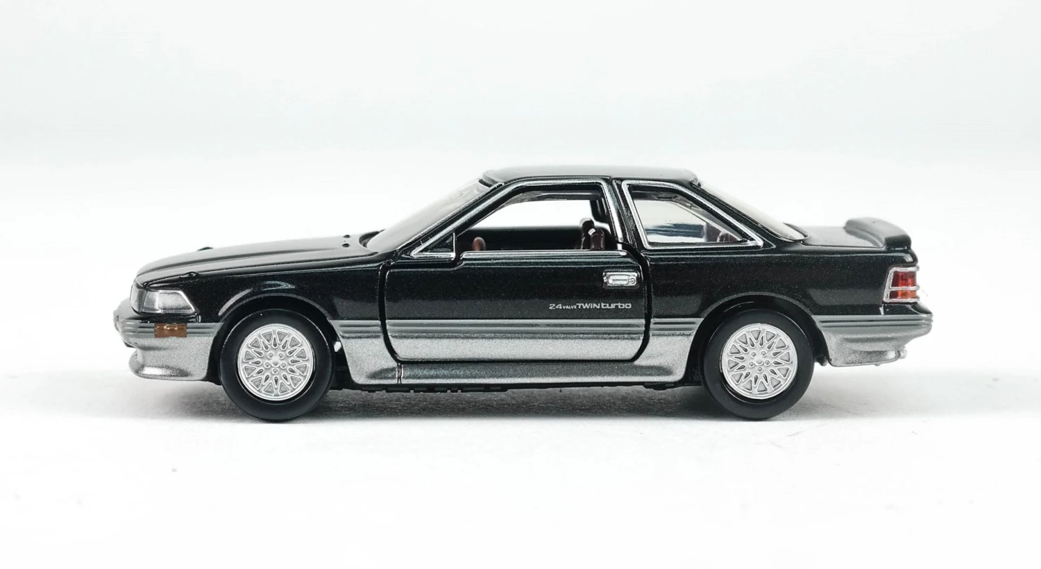 Tomica Premium TP 21 Toyota Soarer (1st) 3 Tomica Premium TP 21 Toyota Soarer (1st) - Image 3