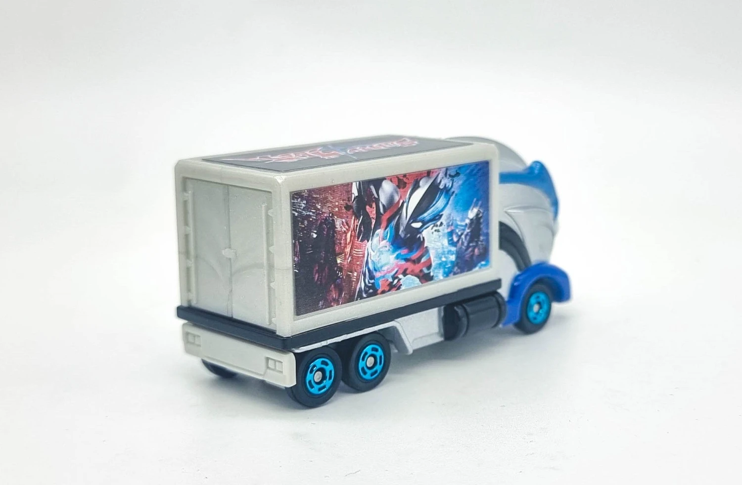 Tomica Asia Ultraman Tomica UTC-03 Ultraman Blazar 2 Tomica Asia Ultraman Tomica UTC-03 Ultraman Blazar - Image 2