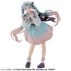 Banpresto Hatsune Miku Holiday Memories Camera
