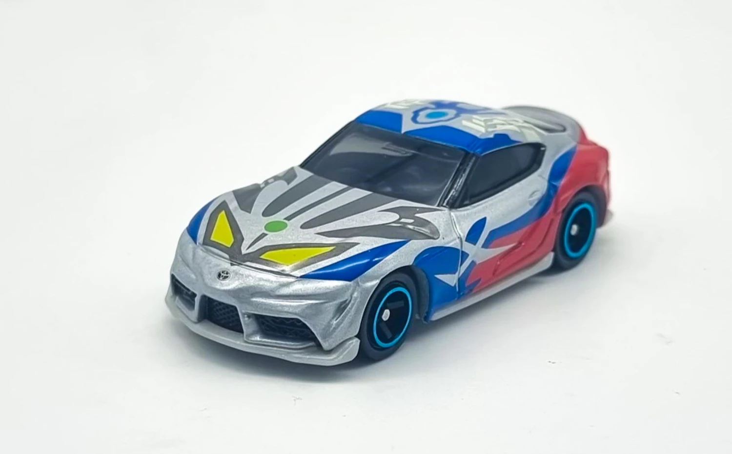 Tomica Asia Ultraman Tomica UTR-02 Ultraman Zero 2 Tomica Asia Ultraman Tomica UTR-02 Ultraman Zero - Image 2