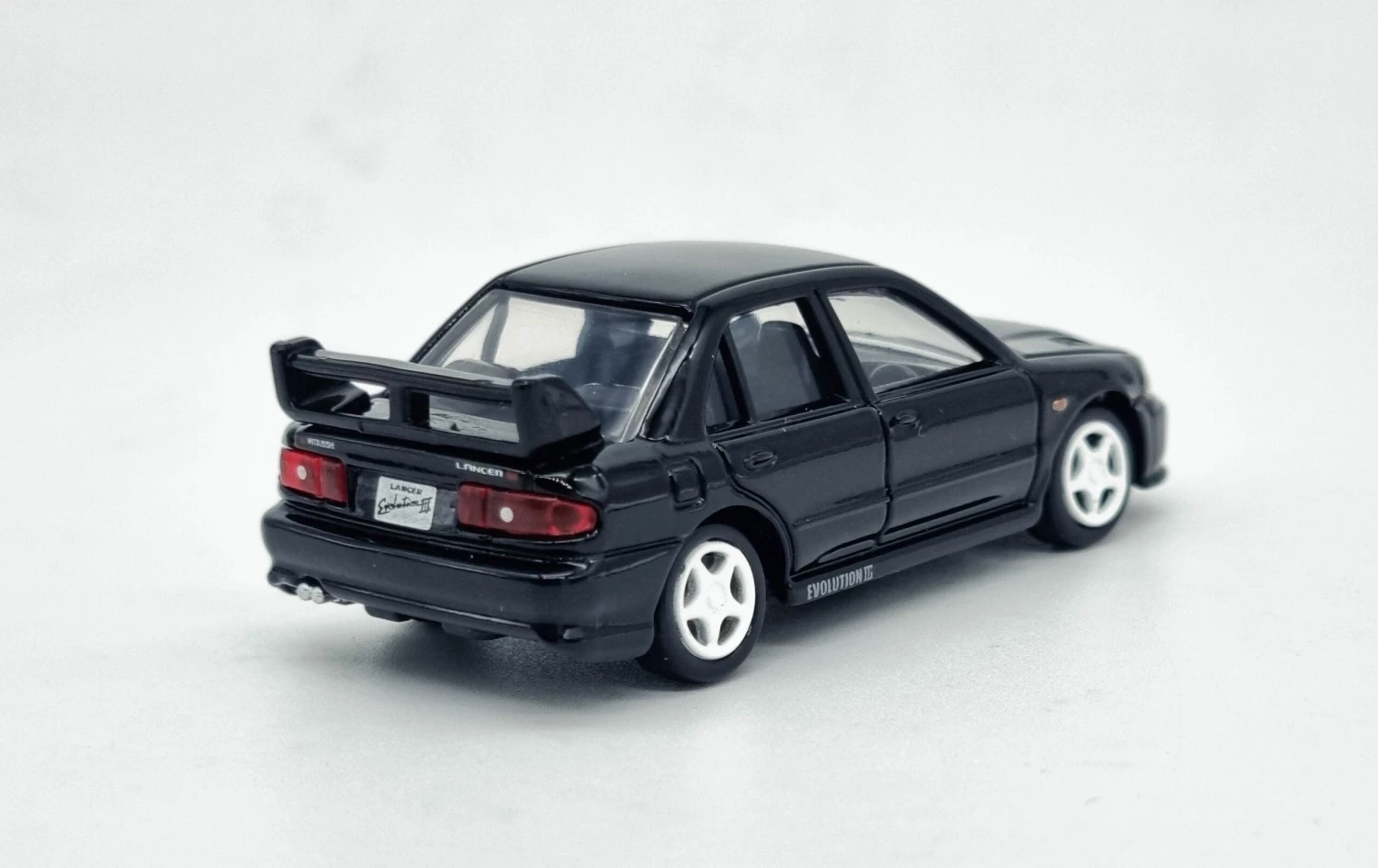 Tomica Premium 10th Anniversary Mitsubishi Lancer GSR Evolution III'25 2 Tomica Premium 10th Anniversary Mitsubishi Lancer GSR Evolution III'25 - Image 2